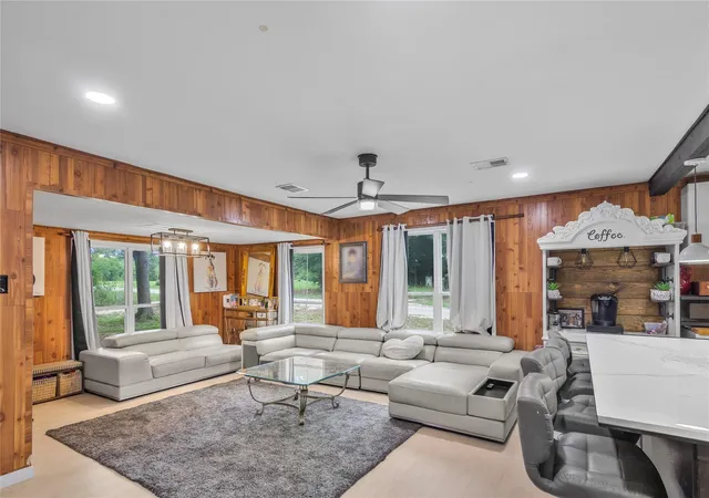 Photo 3 of Single family home for sale at 158 Road 2702, Cleveland, TX 77327 | MLS# 31906293 | Listing updated on 2026-09-23