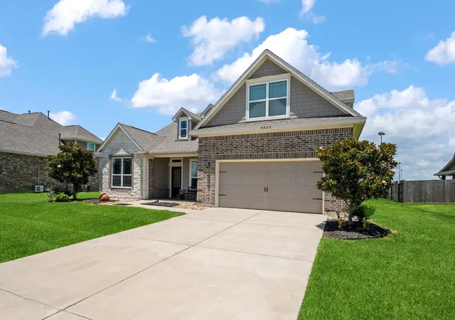 Photo 3 of Single family home for sale at 9823 Oaklawn Dr, Baytown, TX 77523 | MLS# 66358884 | Listing updated on 2026-09-26