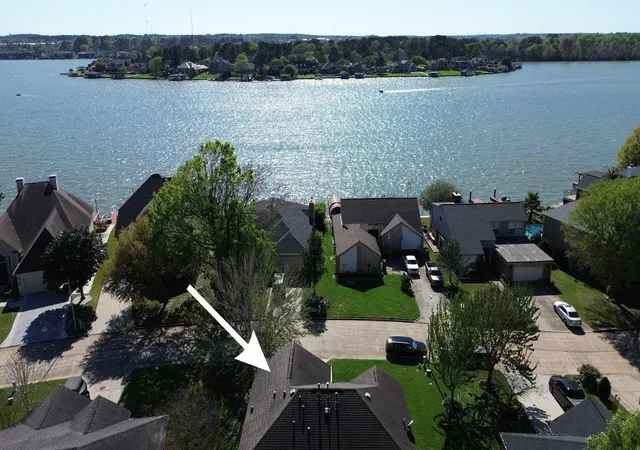 Photo 2 of Single family home for sale at 80 La Costa Dr, Montgomery, TX 77356 | MLS# 64786562 | Listing updated on 2026-09-11