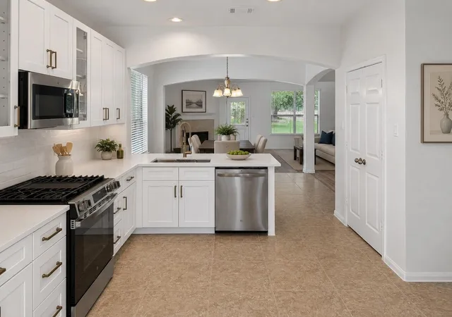 Photo 4 of Single family home for sale at 80 La Costa Dr, Montgomery, TX 77356 | MLS# 64786562 | Listing updated on 2026-09-11