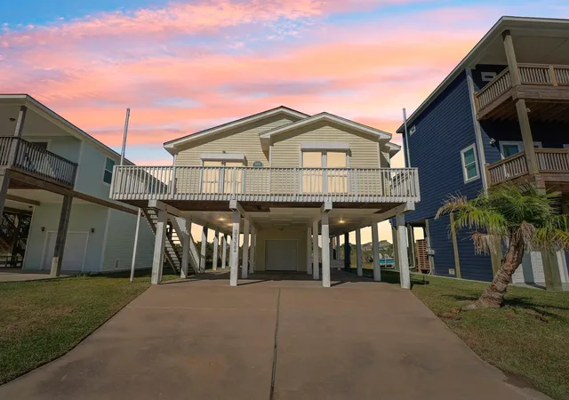 Photo 1 of Single family home for sale at 22322 Vista Del Mar, Galveston, TX 77554 | MLS# 5327828 | Listing updated on 2026-09-20