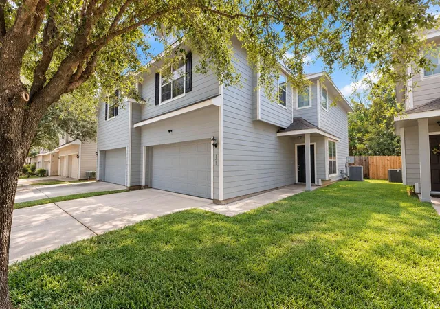 Photo 2 of Sale Pending at 3315 Atherton Cyn Ln, Houston, TX 77014 | MLS# 89664670 | Listing updated on 2026-09-18