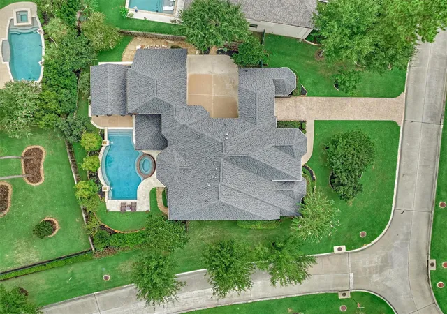 Photo 3 of Single family home for sale at 210 Spyglass Park Loop, Montgomery, TX 77316 | MLS# 91380702 | Listing updated on 2026-09-08