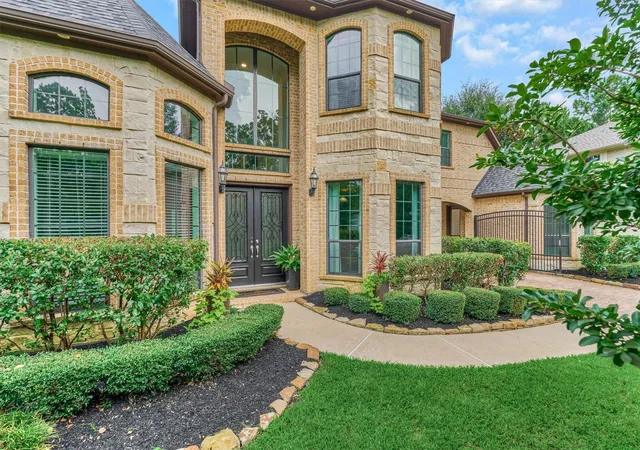 Photo 4 of Single family home for sale at 210 Spyglass Park Loop, Montgomery, TX 77316 | MLS# 91380702 | Listing updated on 2026-09-08