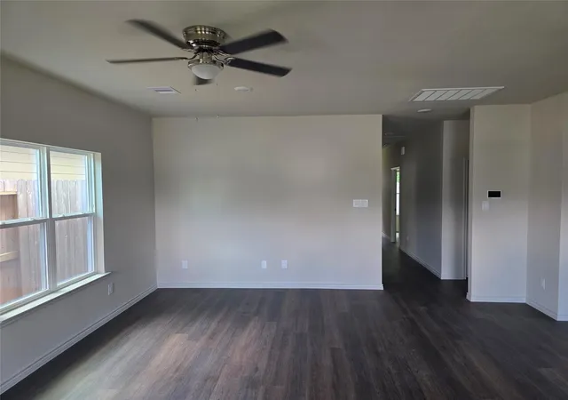 Photo 2 of Single family home for sale at 9904 Dipping Brk St, Houston, TX 77076 | MLS# 73905541 | Listing updated on 2026-09-11