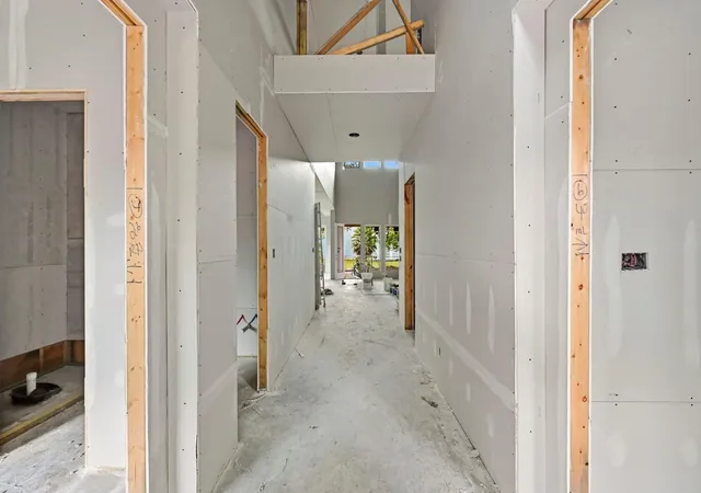 Photo 4 of Single family home for sale at 1513 Story St, Houston, TX 77055 | MLS# 83298064 | Listing updated on 2026-09-05