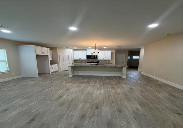 Photo 4 of Single family home for sale at 14893 Forest Castle Rd, Conroe, TX 77306 | MLS# 62918605 | Listing updated on 2026-09-03