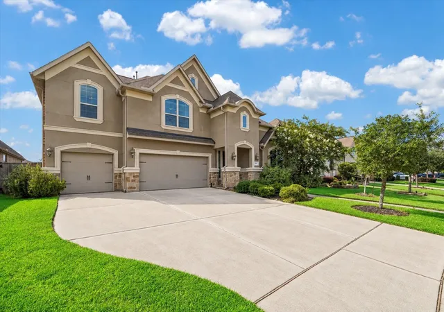 Photo 3 of Single family home for sale at 6031 Granite Shadow Ln, Porter, TX 77365 | MLS# 64157069 | Listing updated on 2026-10-03