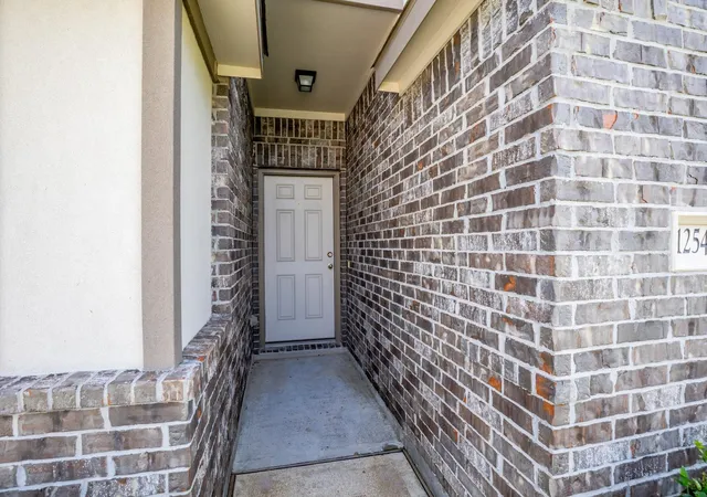 Photo 2 of Single family home for sale at 12542 Sabine Point Dr, Humble, TX 77346 | MLS# 44812527 | Listing updated on 2026-10-07