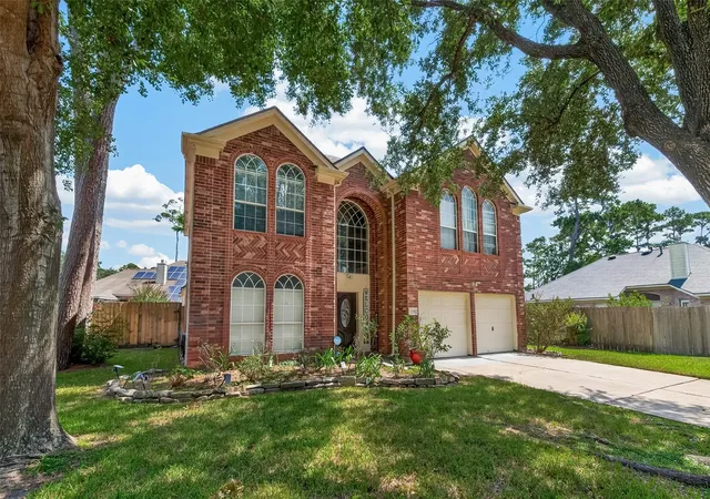 Photo 3 of Single family home for sale at 13326 Anderson Woods Dr, Houston, TX 77070 | MLS# 73143934 | Listing updated on 2026-10-09