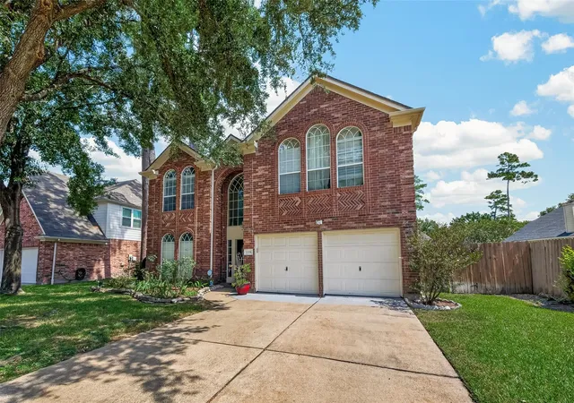 Photo 3 of Single family home for sale at 13326 Anderson Woods Dr, Houston, TX 77070 | MLS# 73143934 | Listing updated on 2026-10-09
