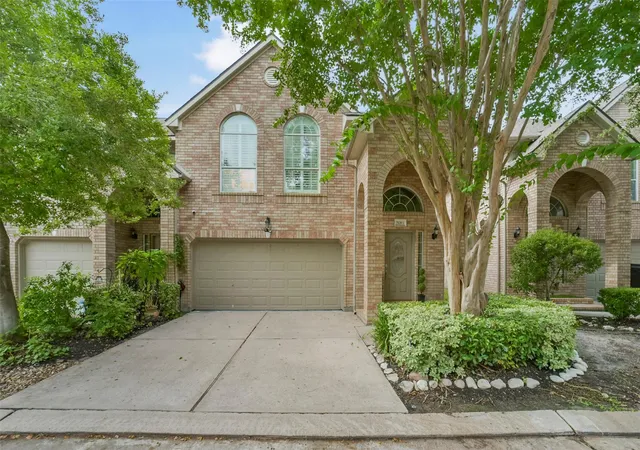 Photo 1 of Sale Pending at 7539 S Linpar Ct, Houston, TX 77040 | MLS# 29769106 | Listing updated on 2026-09-18