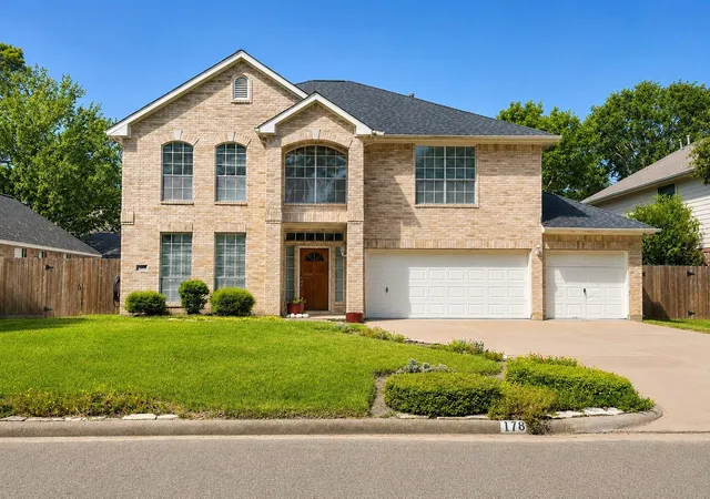 Photo 1 of Single family home for sale at 17807 Valley Palms Dr, Spring, TX 77379 | MLS# 15412683 | Listing updated on 2026-09-11