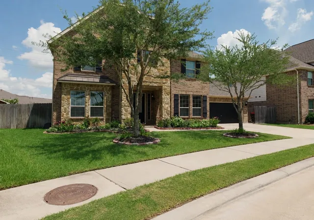 Photo 3 of Single family home for sale at 20742 Barrington Meadow Tr, Richmond, TX 77407 | MLS# 3550535 | Listing updated on 2026-09-02