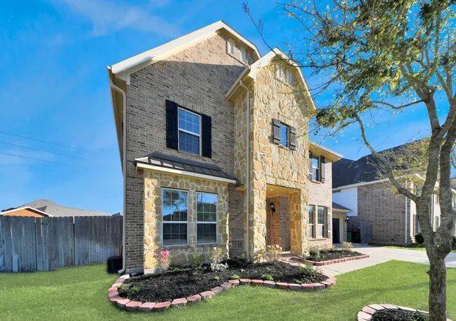 Photo 4 of Single family home for sale at 20742 Barrington Meadow Tr, Richmond, TX 77407 | MLS# 3550535 | Listing updated on 2026-09-02