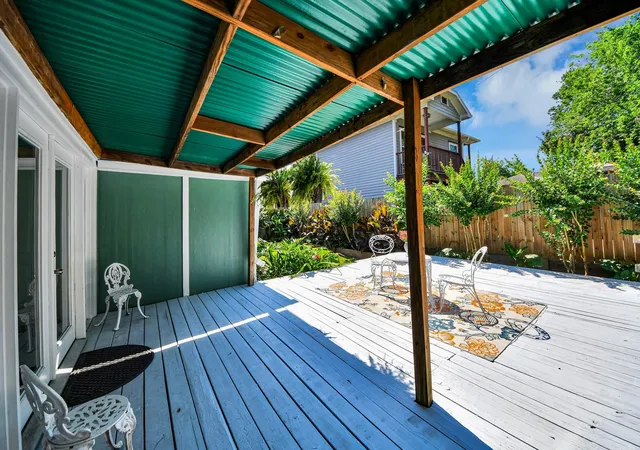 Photo 4 of Single family home for sale at 1114 W Cottage St, Houston, TX 77009 | MLS# 30080581 | Listing updated on 2026-10-05