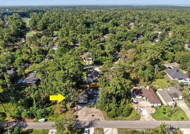 Photo 32 of Single family home for sale at 8 Hanover Ln, Conroe, TX 77304 | MLS# 21722415 | Listing updated on 2026-09-27