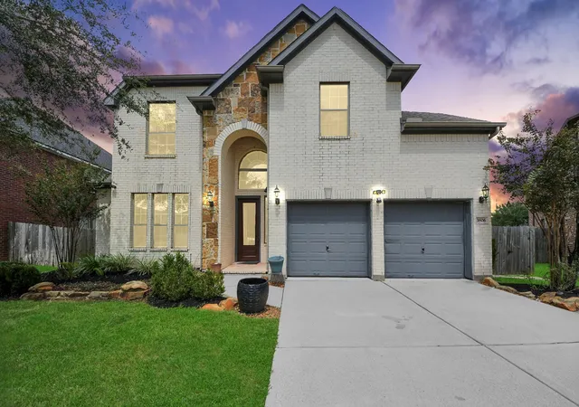 Photo 2 of Single family home for sale at 3806 Pearl Pass Ln, Sugar Land, TX 77479 | MLS# 57978186 | Listing updated on 2026-10-06