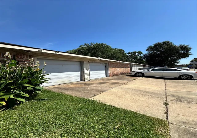 Photo 2 of Sale Pending at 12051 Stroud Dr, Houston, TX 77072 | MLS# 12558728 | Listing updated on 2026-09-22