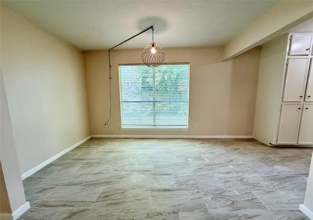 Photo 4 of Single family home for sale at 16310 Calistoga Ct, Houston, TX 77053 | MLS# 66218152 | Listing updated on 2026-09-09