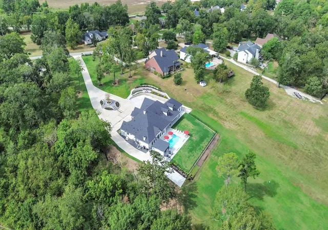 Photo 2 of Single family home for sale at 18828 Harbor Side Blvd, Montgomery, TX 77356 | MLS# 82739655 | Listing updated on 2026-10-06