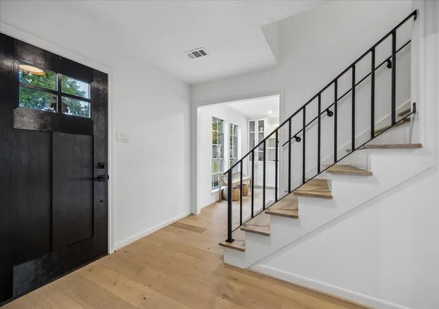 Photo 3 of Single family home for sale at 12519 Burgoyne Dr, Houston, TX 77077 | MLS# 6861325 | Listing updated on 2026-09-13