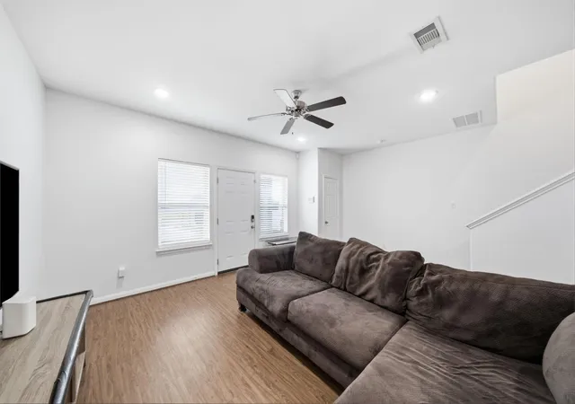 Photo 3 of Multi family home for sale at 4528 Mayflower St #A/B, Houston, TX 77051 | MLS# 82477497 | Listing updated on 2026-09-18