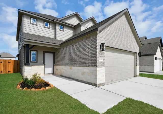 Photo 2 of Single family home for sale at 18526 Athena Flower Dr, Fresno, TX 77545 | MLS# 74381237 | Listing updated on 2026-09-11