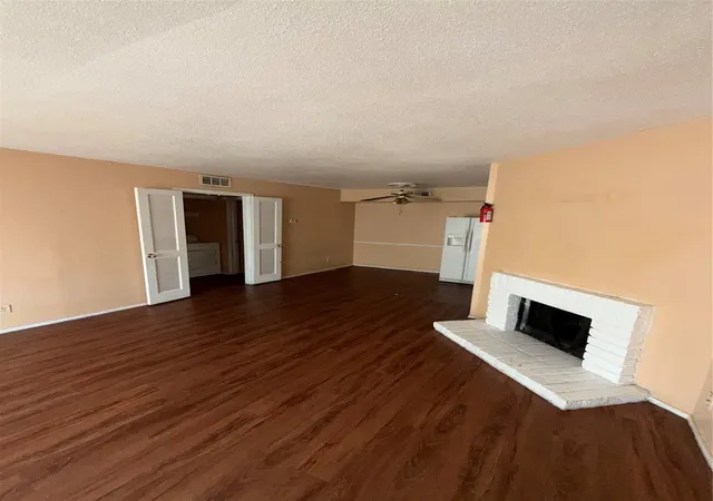 Photo 1 of Condo for sale at 6200 W Tidwell Rd #1704, Houston, TX 77092 | MLS# 77712970 | Listing updated on 2026-09-09
