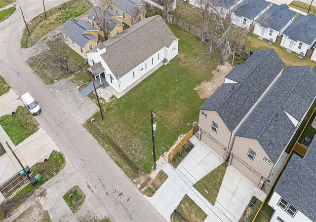 Photo 3 of Land for sale at 0 Nichols, Houston, TX 77020 | MLS# 37550788 | Listing updated on 2026-08-31