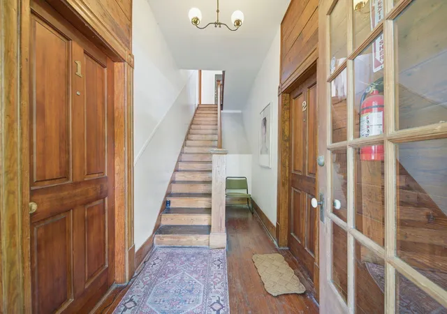 Photo 1 of Multi family home for sale at 840 Cortlandt St #8, Houston, TX 77007 | MLS# 61714295 | Listing updated on 2026-09-24