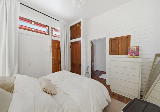 Photo 4 of Multi family home for sale at 840 Cortlandt St #8, Houston, TX 77007 | MLS# 61714295 | Listing updated on 2026-09-24