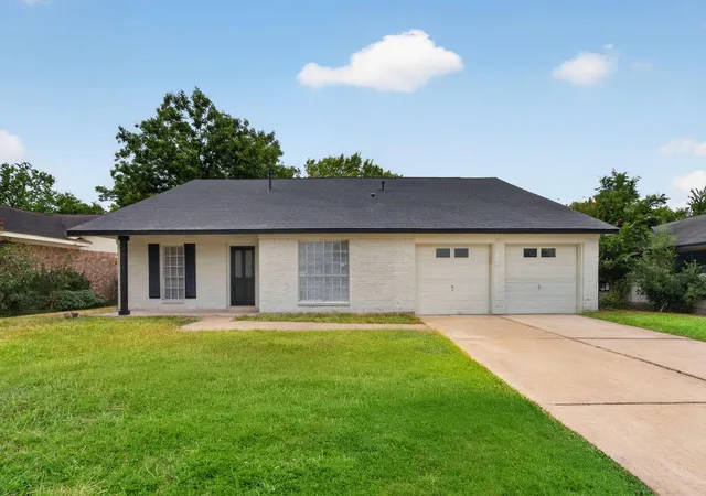 Photo 1 of Single family home for sale at 11918 Southview St, Houston, TX 77047 | MLS# 59354344 | Listing updated on 2026-09-14