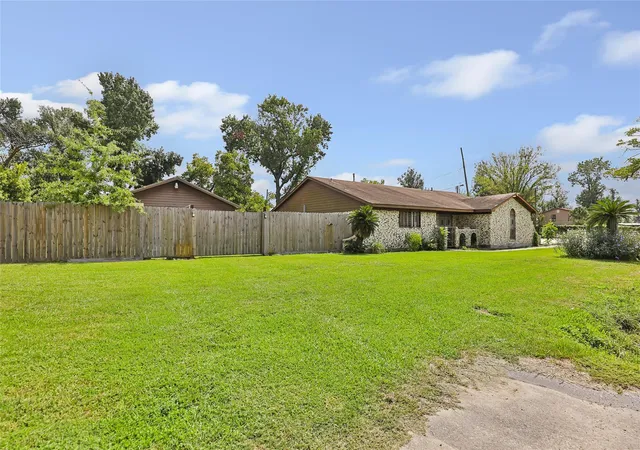 Photo 3 of Single family home for sale at 12803 Verdun Dr, Houston, TX 77049 | MLS# 38967539 | Listing updated on 2026-09-24