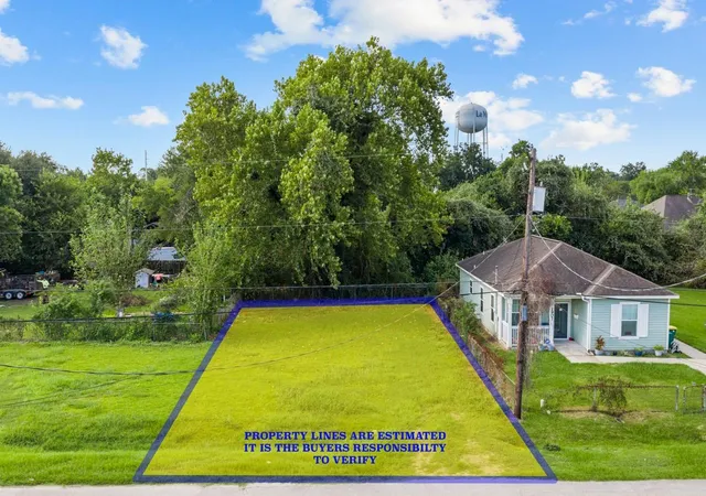 Photo 1 of Land for sale at 1905 Rosalee St, La Marque, TX 77568 | MLS# 18433438 | Listing updated on 2026-09-19