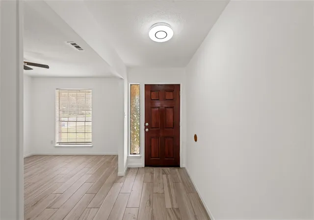 Photo 4 of Single family home for sale at 6902 Addicks Clodine Rd, Houston, TX 77083 | MLS# 12015073 | Listing updated on 2026-09-23