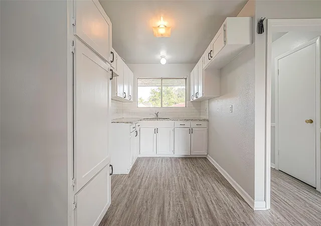 Photo 3 of Single family home for sale at 5646 Cedarburg Dr, Houston, TX 77048 | MLS# 71150867 | Listing updated on 2026-09-16