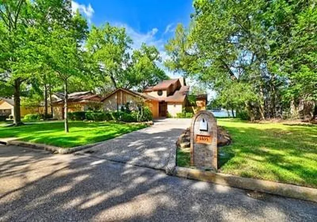Photo 2 of Single family home for sale at 3335 Torrey Pines Dr, Montgomery, TX 77356 | MLS# 86803858 | Listing updated on 2026-09-20