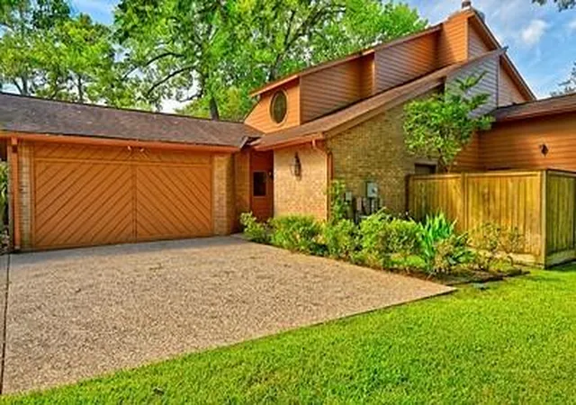 Photo 3 of Single family home for sale at 3335 Torrey Pines Dr, Montgomery, TX 77356 | MLS# 86803858 | Listing updated on 2026-09-20