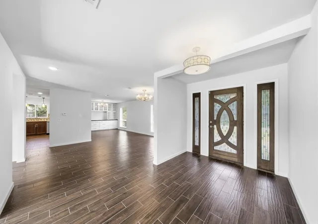 Photo 2 of Single family home for sale at 7701 Nairn St, Houston, TX 77074 | MLS# 77026691 | Listing updated on 2026-09-21