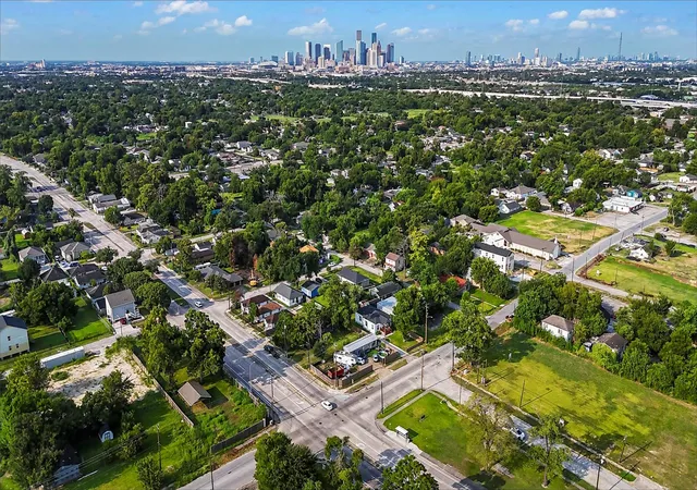 Photo 1 of Land for sale at 3811 Love St, Houston, TX 77026 | MLS# 85043895 | Listing updated on 2026-09-13