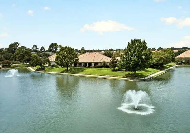 Photo 3 of Single family home for sale at 131 Lake Sterling Gate Dr, Spring, TX 77379 | MLS# 53194168 | Listing updated on 2026-09-27