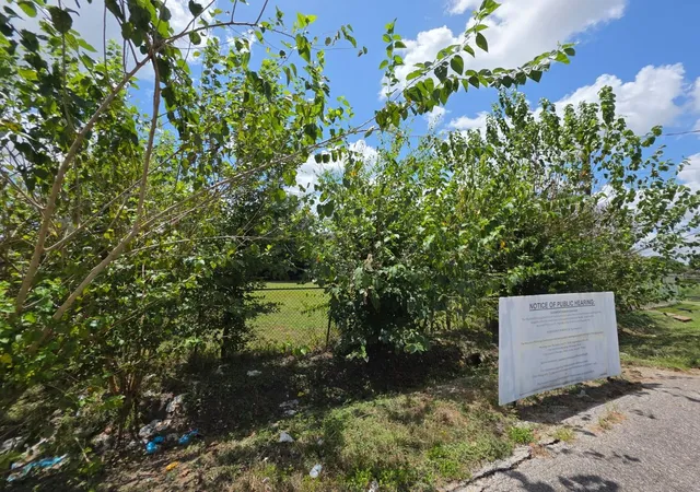 Photo 2 of Sale Pending at 4358 Davenport St, Houston, TX 77051 | MLS# 31861268 | Listing updated on 2026-09-18