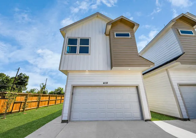 Photo 2 of Single family home for sale at 4133 E Toliver St, Houston, TX 77016 | MLS# 78220430 | Listing updated on 2026-09-02
