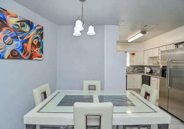 Photo 3 of Single family home for sale at 5430 Osprey Dr, Houston, TX 77048 | MLS# 17081436 | Listing updated on 2026-09-13