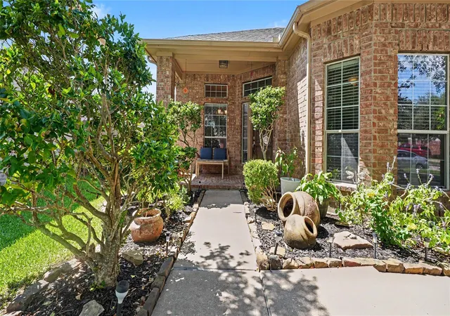 Photo 1 of Single family home for sale at 4830 Chase Stone Dr, Bacliff, TX 77518 | MLS# 44680004 | Listing updated on 2026-09-26