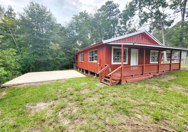 Photo 2 of Single family home for sale at 268 Beechwood Loop, Hemphill, TX 75948 | MLS# 58059459 | Listing updated on 2026-09-24