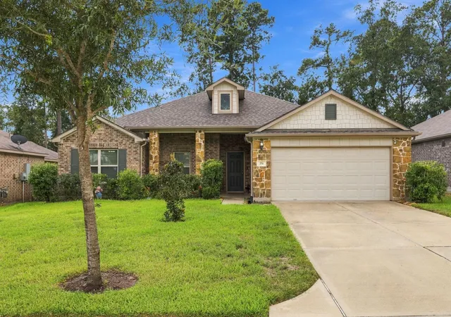 Photo 1 of Single family home for sale at 154 Valiant Ridge Trl, Magnolia, TX 77354 | MLS# 69079077 | Listing updated on 2026-10-06