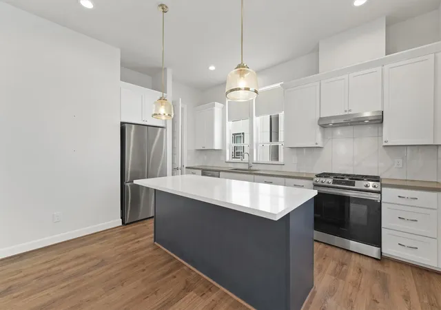 Photo 3 of Single family home for sale at 2802 Grand Fountains Dr #G, Houston, TX 77054 | MLS# 40440975 | Listing updated on 2026-09-16