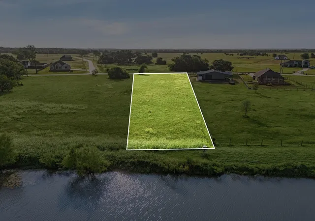 Photo 2 of Land for sale at 808 Wagon Wheel Trl, Angleton, TX 77515 | MLS# 84275418 | Listing updated on 2026-09-10
